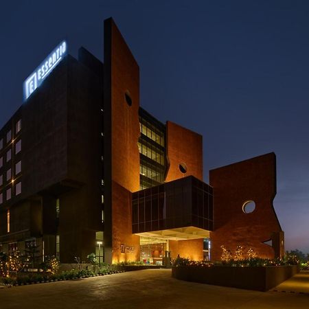 Essentia Luxury Hotel อินดอร์ ภายนอก รูปภาพ