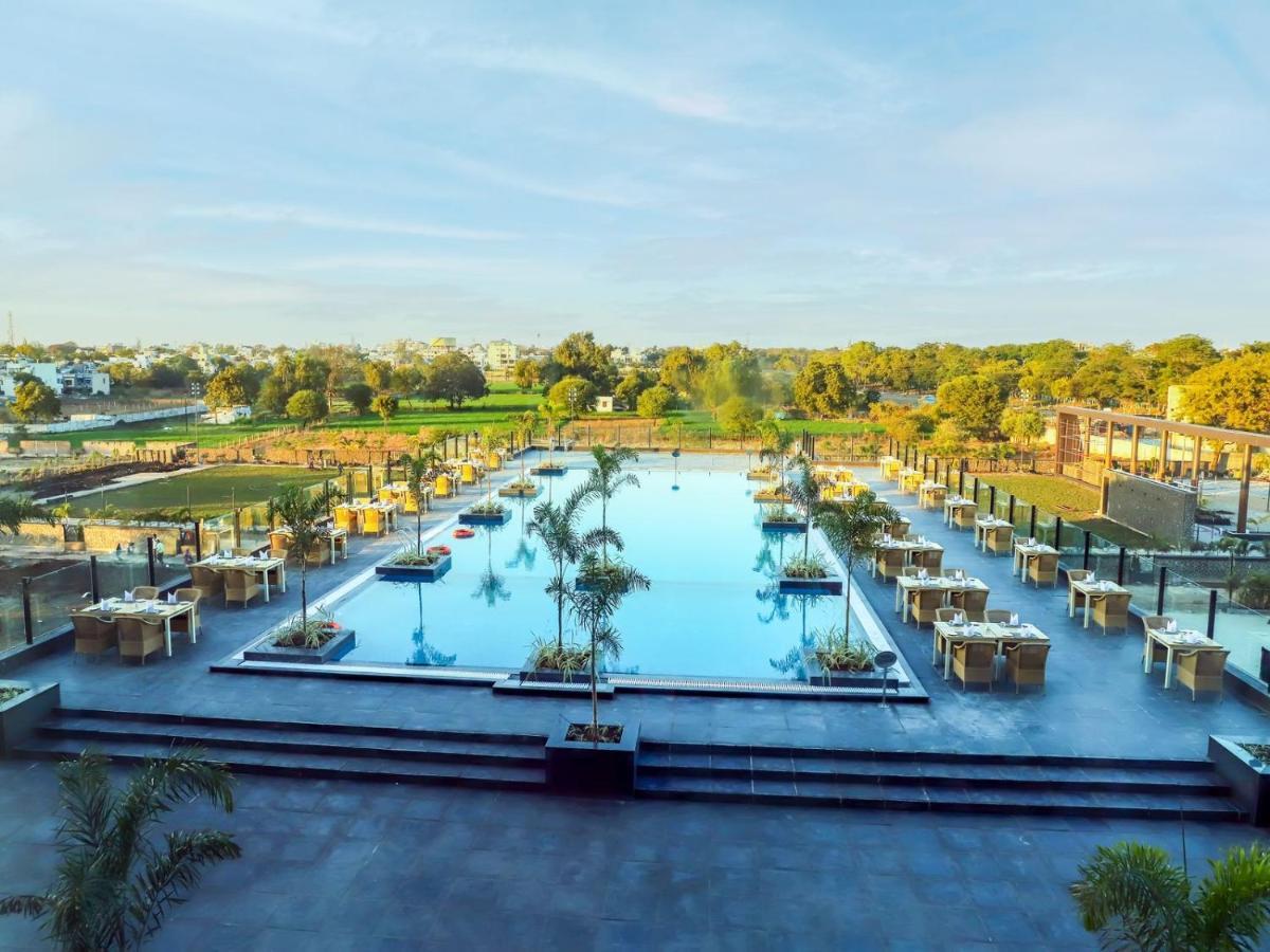 Essentia Luxury Hotel อินดอร์ ภายนอก รูปภาพ