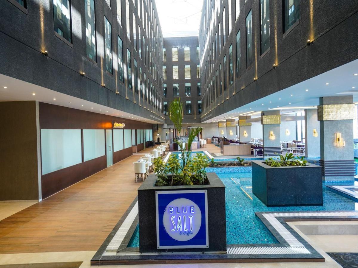Essentia Luxury Hotel อินดอร์ ภายนอก รูปภาพ